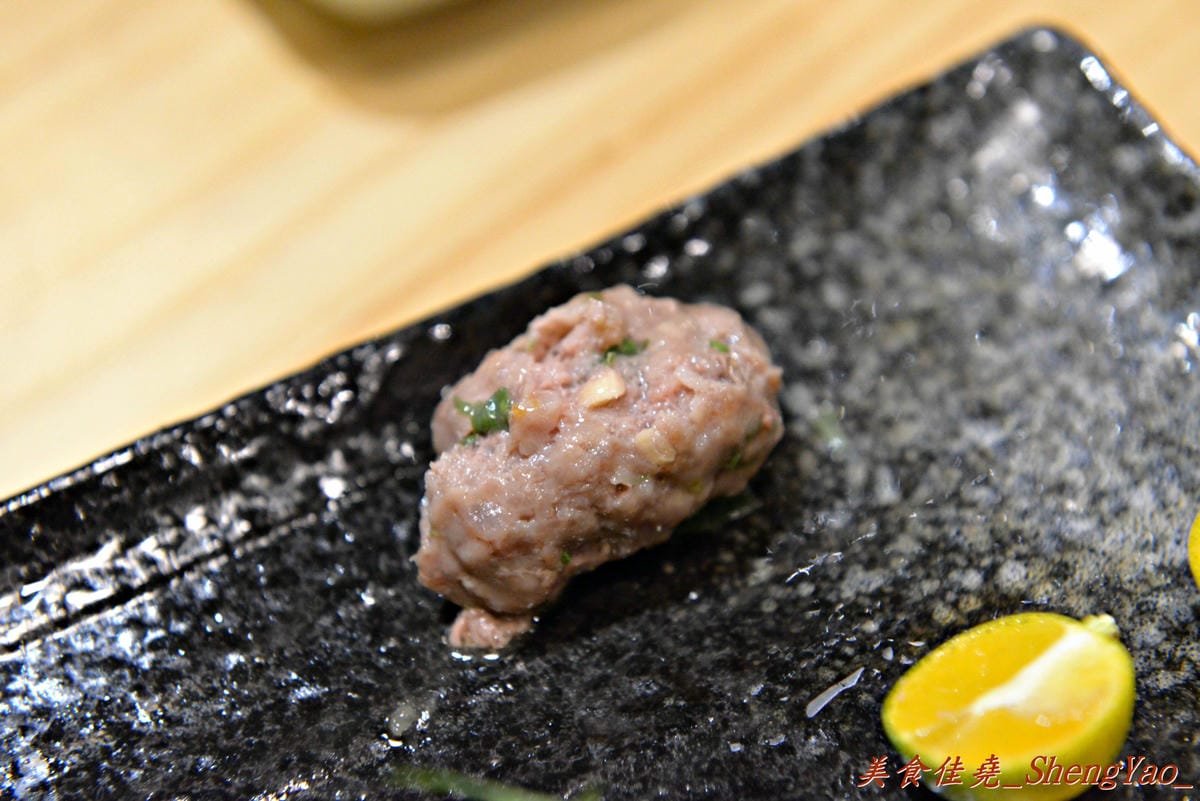 [台中西區]次男 日食料理製作所 – MEN拉麵新品牌, 老宅改造店家又一間,裝潢很有特色,非常適合情侶和家庭用餐,餐點大推原汁牛肉燒餃。(已歇業)