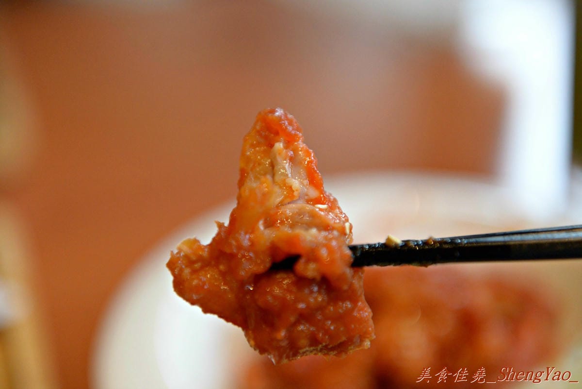 [台中龍井]豆子洋食商行 – 在東海商圈小有名氣的”豆子咖啡”轉型賣洋食鍋物了,餐點口味有水準,份量充足且價位合理,用餐環境超舒適,約會聚餐好去處。(店家邀約)