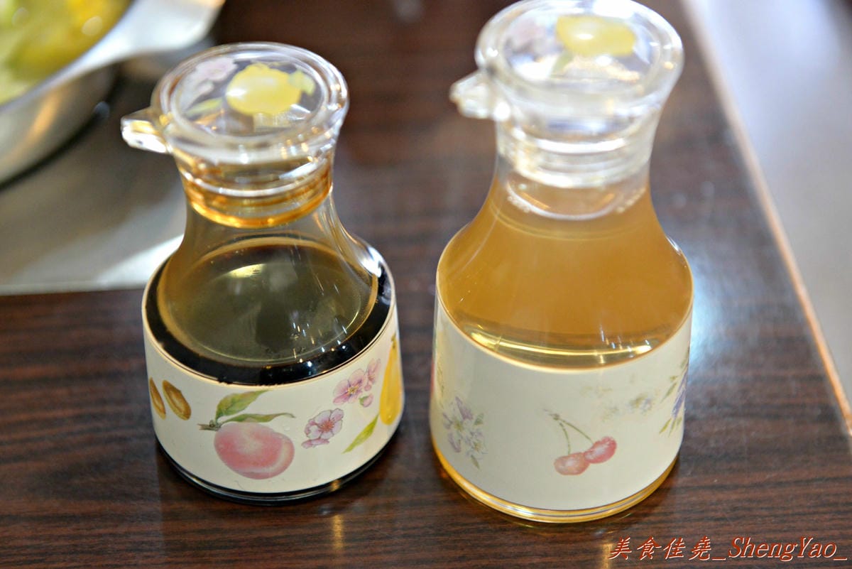 [台中沙鹿]新都 私房涮涮鍋 – 沙鹿在地人才知道,隱身巷弄間的老字號火鍋店,食材新鮮,湯頭用埔里水熬製,價格稍微偏高。