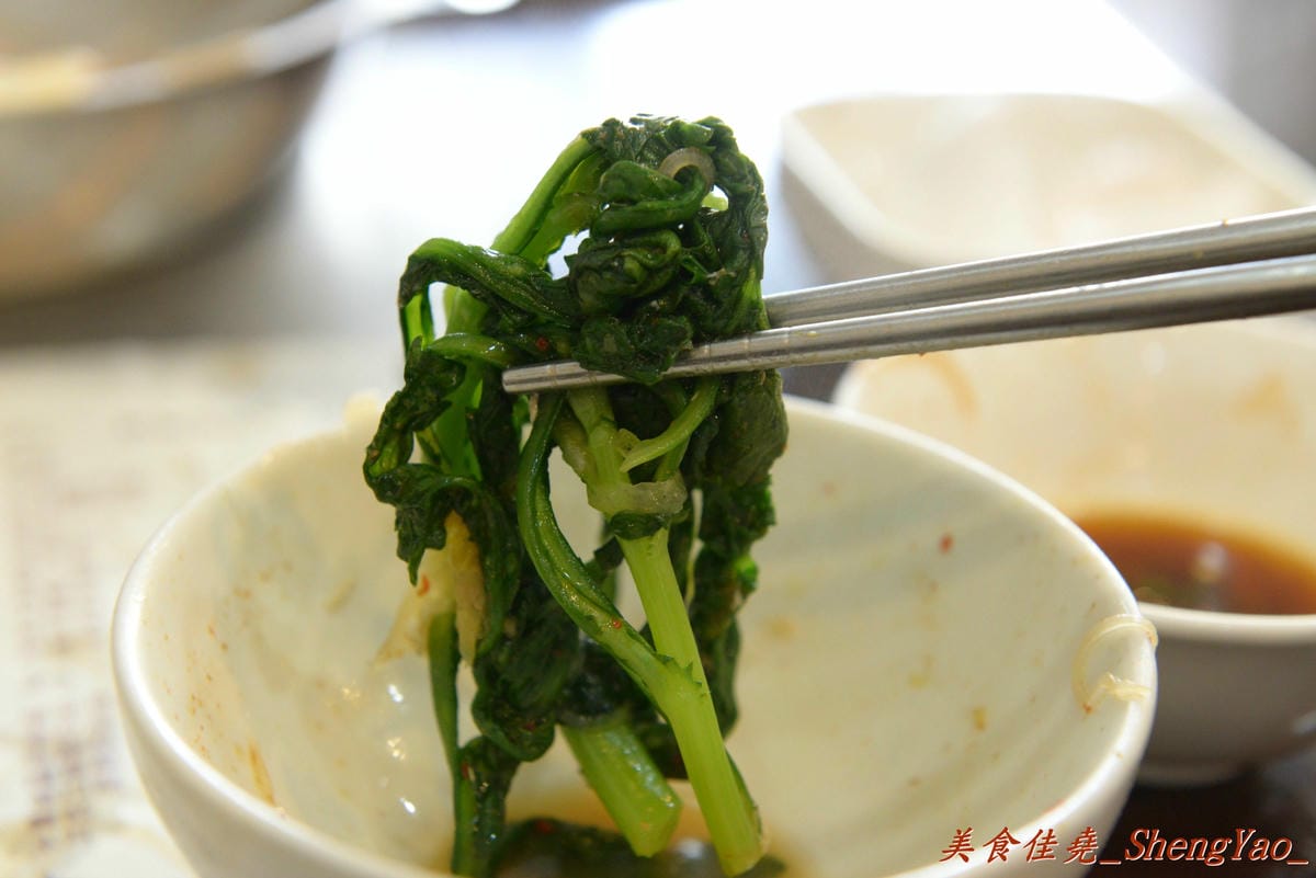 [台中沙鹿]新都 私房涮涮鍋 – 沙鹿在地人才知道,隱身巷弄間的老字號火鍋店,食材新鮮,湯頭用埔里水熬製,價格稍微偏高。
