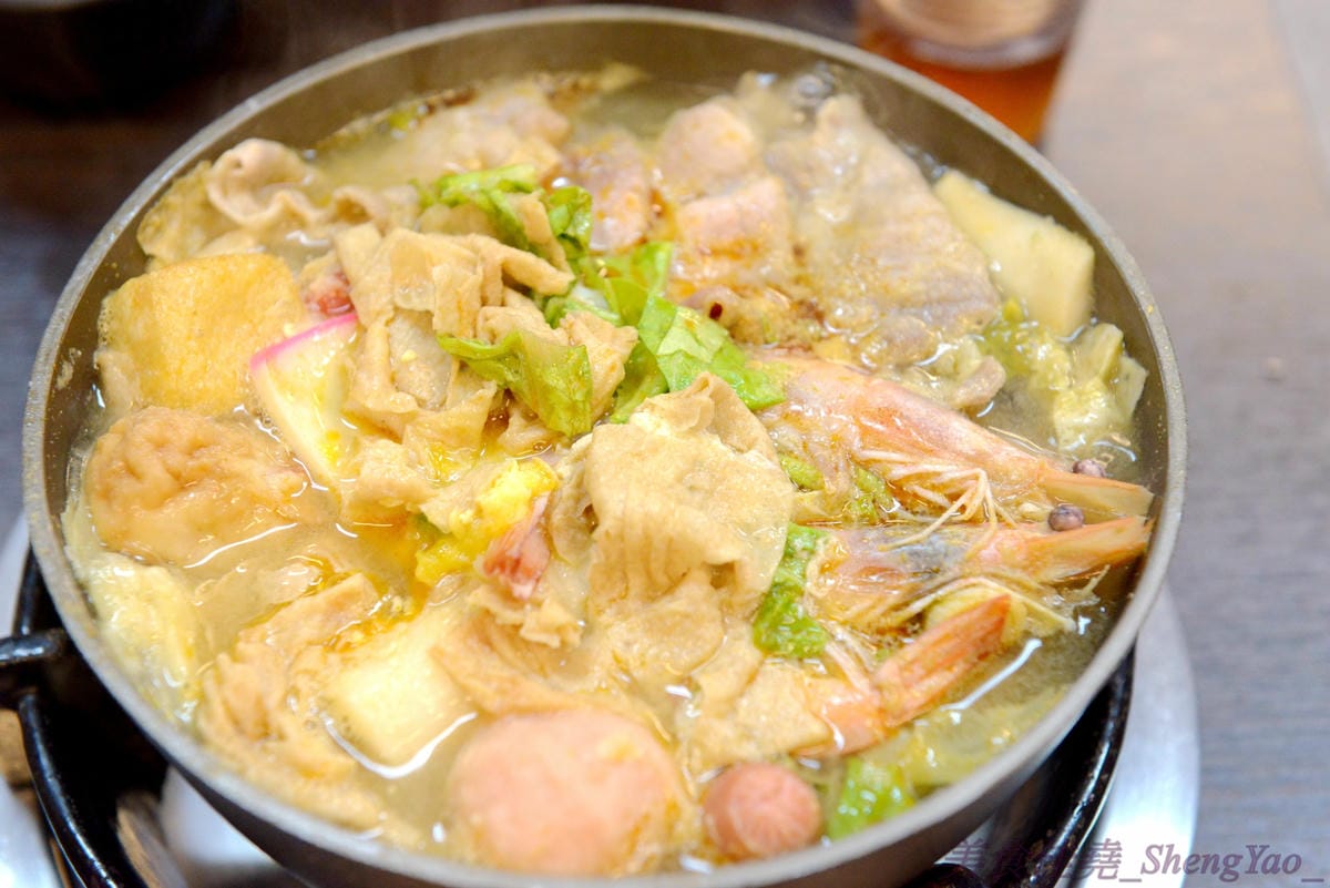 [台中沙鹿]饌囍堂臭臭鍋 靜宜店 – 彰化開上來的小火鍋連鎖店,類似”五路鍋聖”強化版,百元出頭價格,內用白飯肉燥、飲料和冰品一律免費。