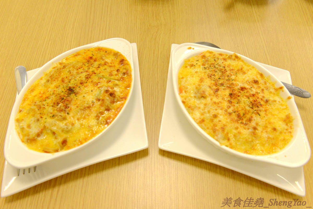 [台中沙鹿]熊罐子料理廚房 – 靜宜商圈新開的平價百元義大利麵燉飯,自製醬汁味道濃郁鮮明,焗烤起司和配料給得夠誠意,C/P值頗高且不錯吃。(店家邀約)(已遷移至梧棲)