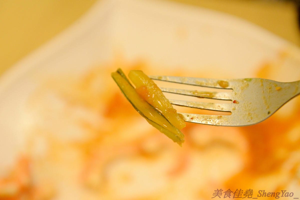 [台中沙鹿]熊罐子料理廚房 – 靜宜商圈新開的平價百元義大利麵燉飯,自製醬汁味道濃郁鮮明,焗烤起司和配料給得夠誠意,C/P值頗高且不錯吃。(店家邀約)(已遷移至梧棲)