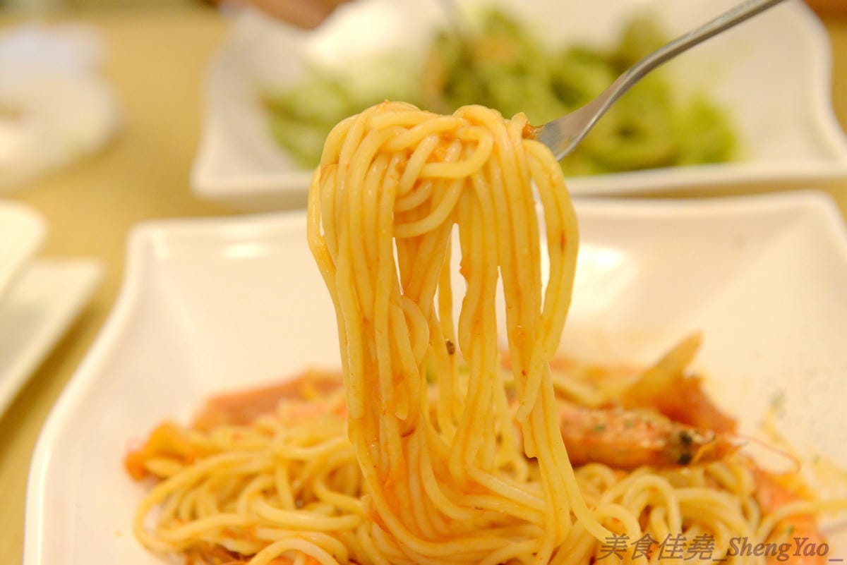 [台中沙鹿]熊罐子料理廚房 – 靜宜商圈新開的平價百元義大利麵燉飯,自製醬汁味道濃郁鮮明,焗烤起司和配料給得夠誠意,C/P值頗高且不錯吃。(店家邀約)(已遷移至梧棲)