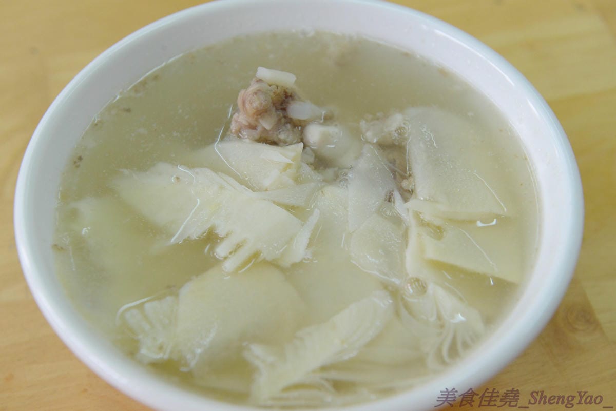 [台中沙鹿]故鄉飯麵現炒小吃 – 老師傅的手路菜餐廳,熱炒菜色豐富,便宜好吃有水準,而且還有賣單人份的,一個人來吃也合適。(遷至清水區臨港路5段72號)