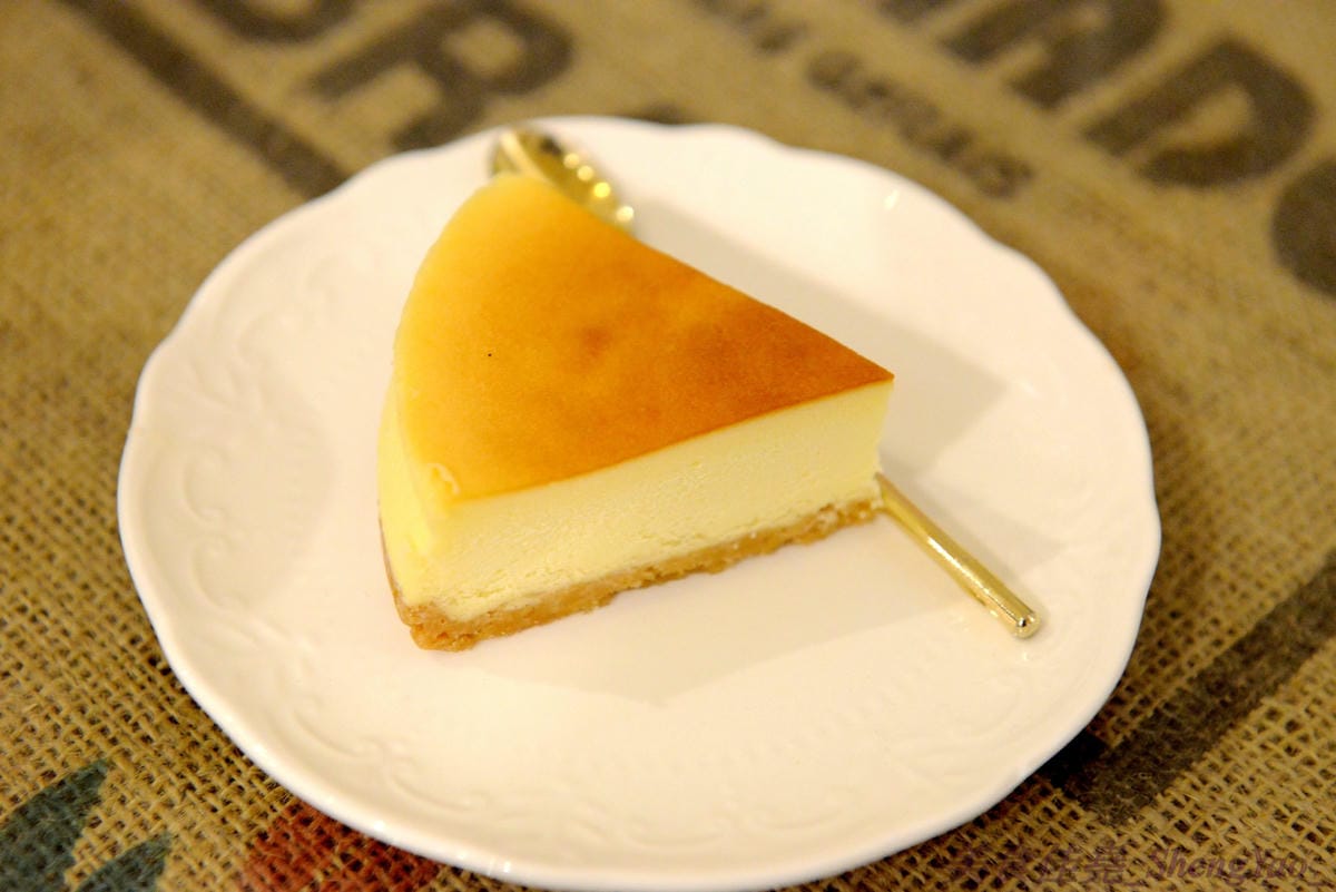 [基隆仁愛]朱比特咖啡 – 基隆新開幕的特色咖啡店,店內裝潢以海洋為元素,結合藝文氣息,咖啡使用自烘咖啡豆,單品咖啡好喝夠水準,5/20以前全店消費一律8折。(已歇業)