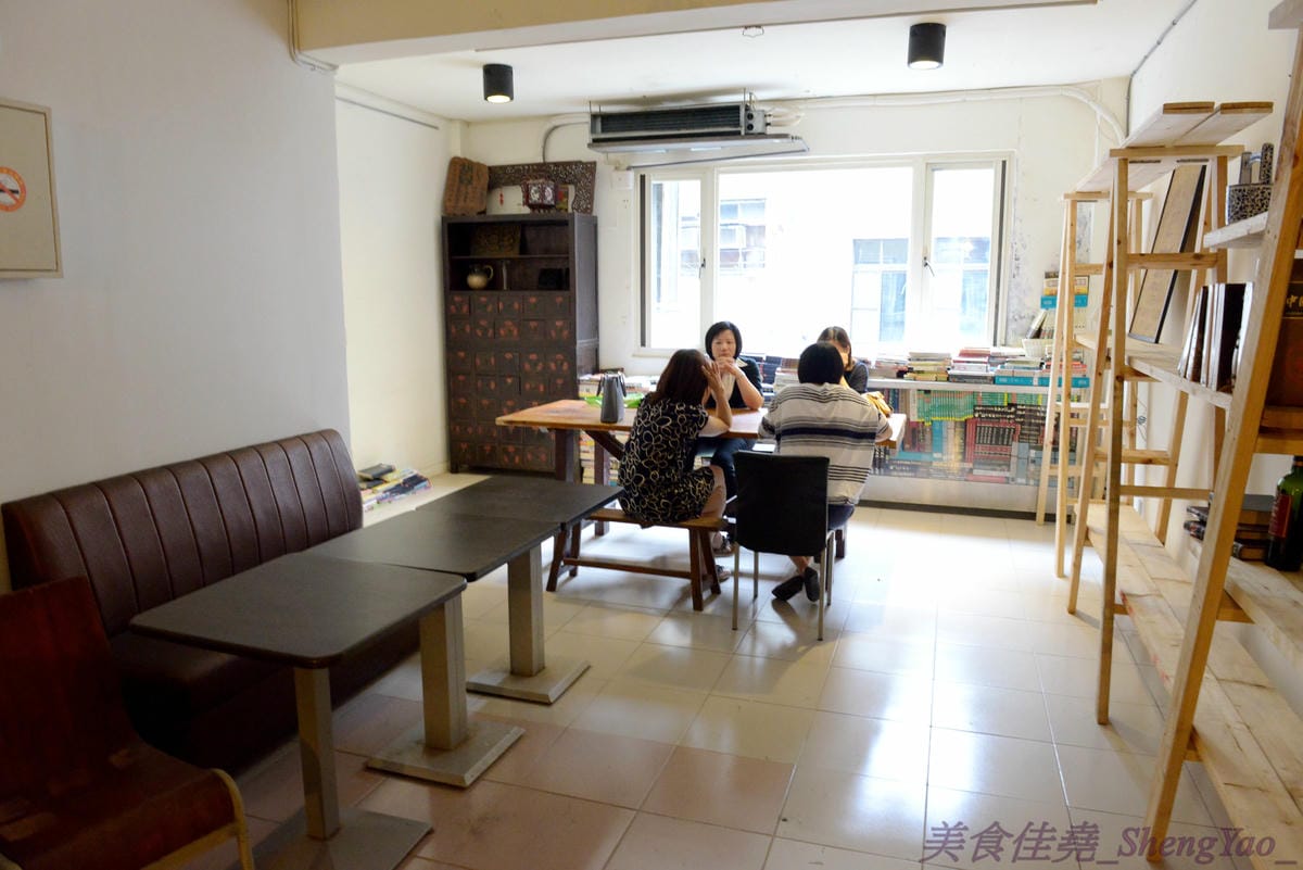 [基隆仁愛]朱比特咖啡 – 基隆新開幕的特色咖啡店,店內裝潢以海洋為元素,結合藝文氣息,咖啡使用自烘咖啡豆,單品咖啡好喝夠水準,5/20以前全店消費一律8折。(已歇業)