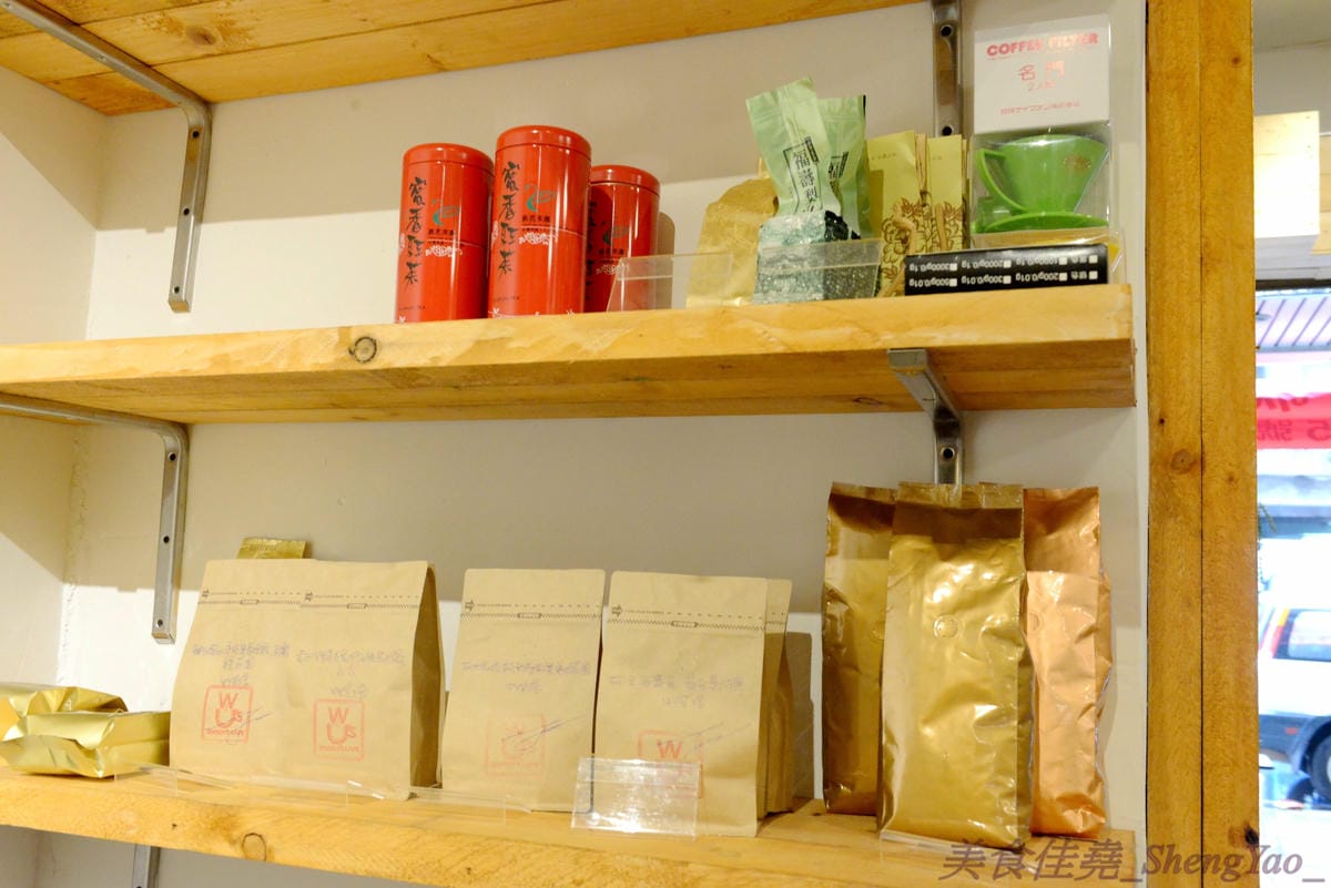 [基隆仁愛]朱比特咖啡 – 基隆新開幕的特色咖啡店,店內裝潢以海洋為元素,結合藝文氣息,咖啡使用自烘咖啡豆,單品咖啡好喝夠水準,5/20以前全店消費一律8折。(已歇業)