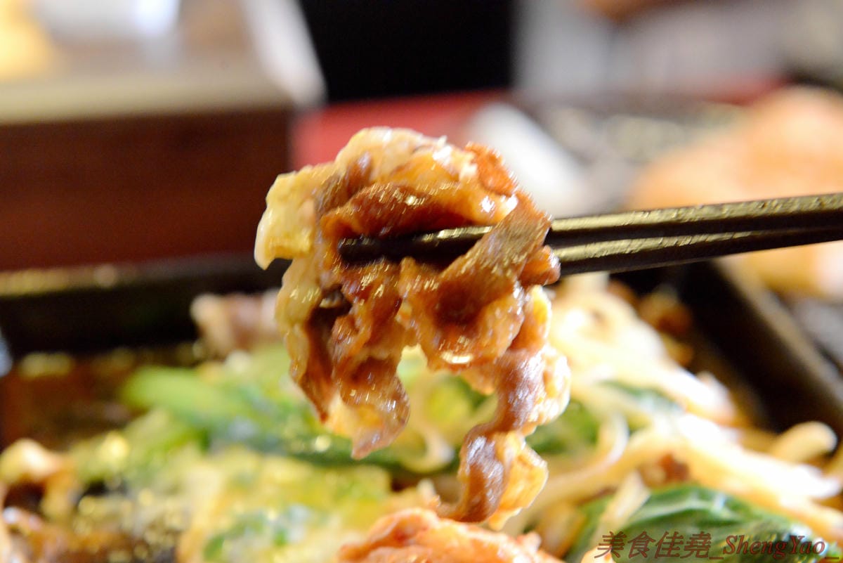 [台中沙鹿]神泉創意麵食 – 沙鹿新開的拉麵丼飯咖哩專賣店,餐點選擇多樣化,炸物類還不錯,價格不貴,目前點兩份特定系列套餐就送日式黃金豬排一份。(已歇業)