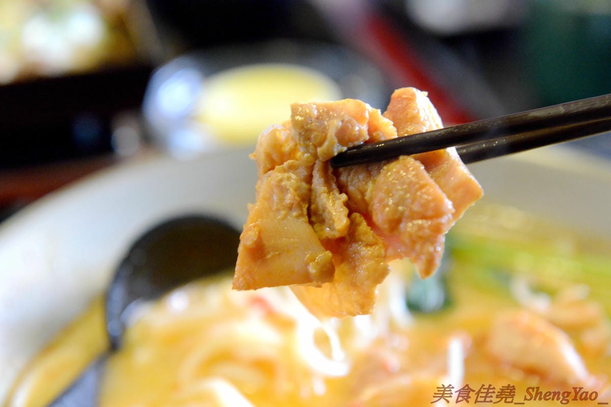 [台中沙鹿]神泉創意麵食 – 沙鹿新開的拉麵丼飯咖哩專賣店,餐點選擇多樣化,炸物類還不錯,價格不貴,目前點兩份特定系列套餐就送日式黃金豬排一份。(已歇業)