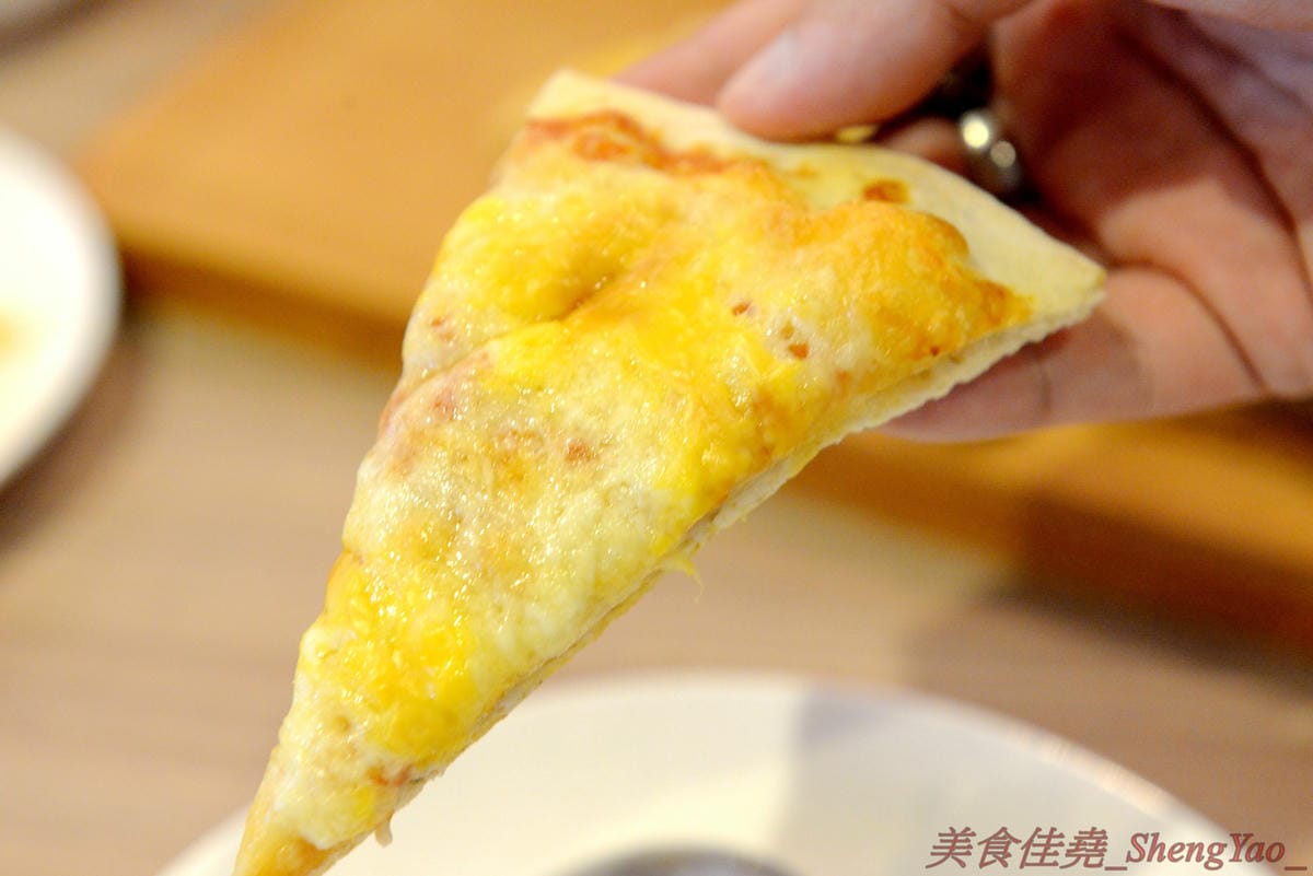 [台中沙鹿]義米蘭Pizza&Pasta – 沙鹿第一家披薩吃到飽餐廳,價位便宜,主餐不錯吃,披薩口味還不少,另外也有炸雞薯條等多種炸物,適合全家大小聚餐的新地方。(已歇業)