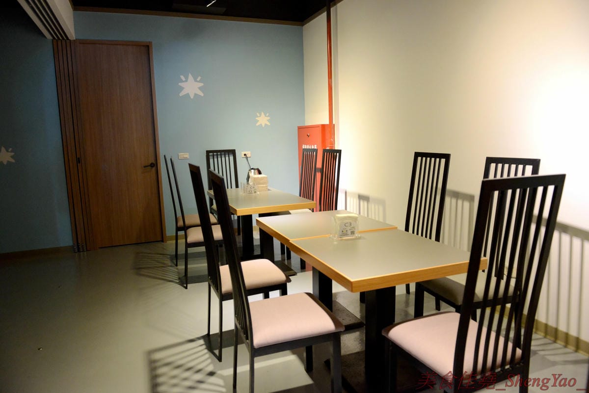 [台中沙鹿]義米蘭Pizza&Pasta – 沙鹿第一家披薩吃到飽餐廳,價位便宜,主餐不錯吃,披薩口味還不少,另外也有炸雞薯條等多種炸物,適合全家大小聚餐的新地方。(已歇業)