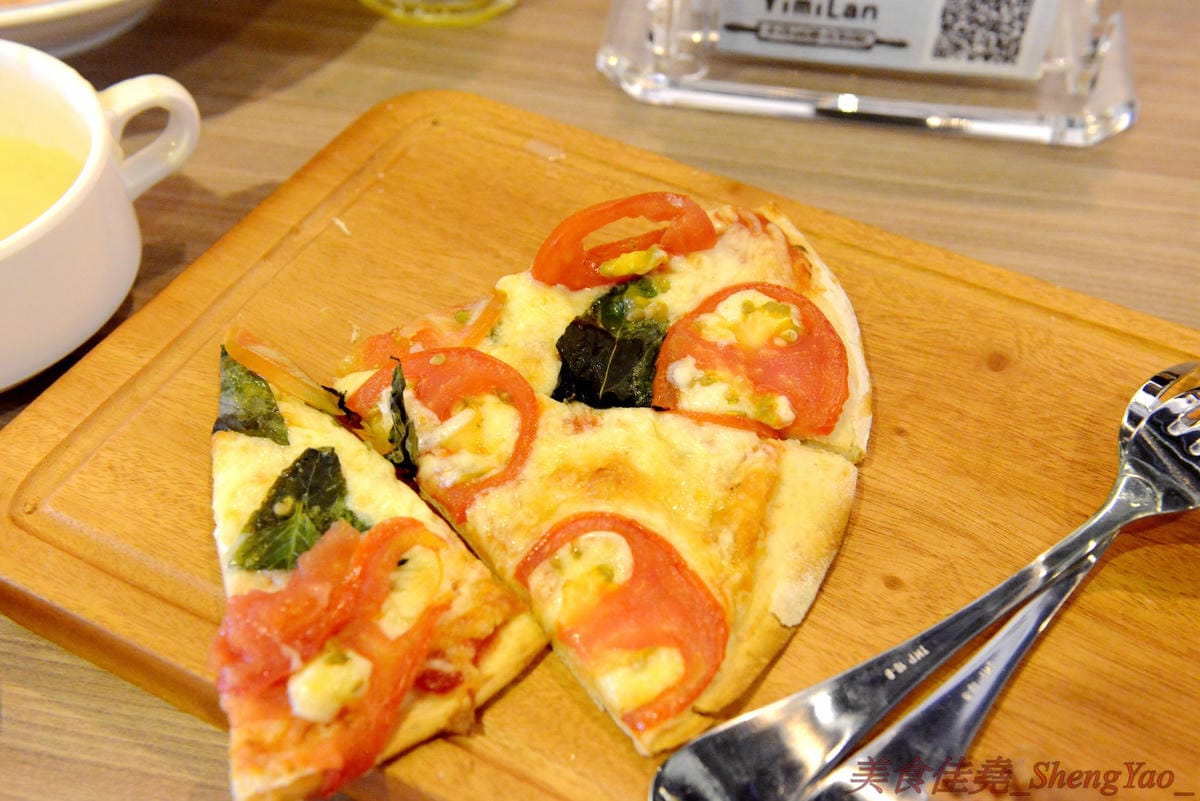[台中沙鹿]義米蘭Pizza&Pasta – 沙鹿第一家披薩吃到飽餐廳,價位便宜,主餐不錯吃,披薩口味還不少,另外也有炸雞薯條等多種炸物,適合全家大小聚餐的新地方。(已歇業)