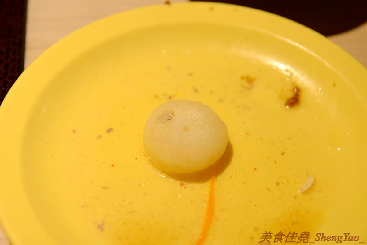 [台中沙鹿]大喜鍋 – 沙鹿最便宜的鴛鴦火鍋吃到飽,平日198元不收服務費,四種現切肉片加上自助吧熱食冷食無限享用,食肉族的最愛。