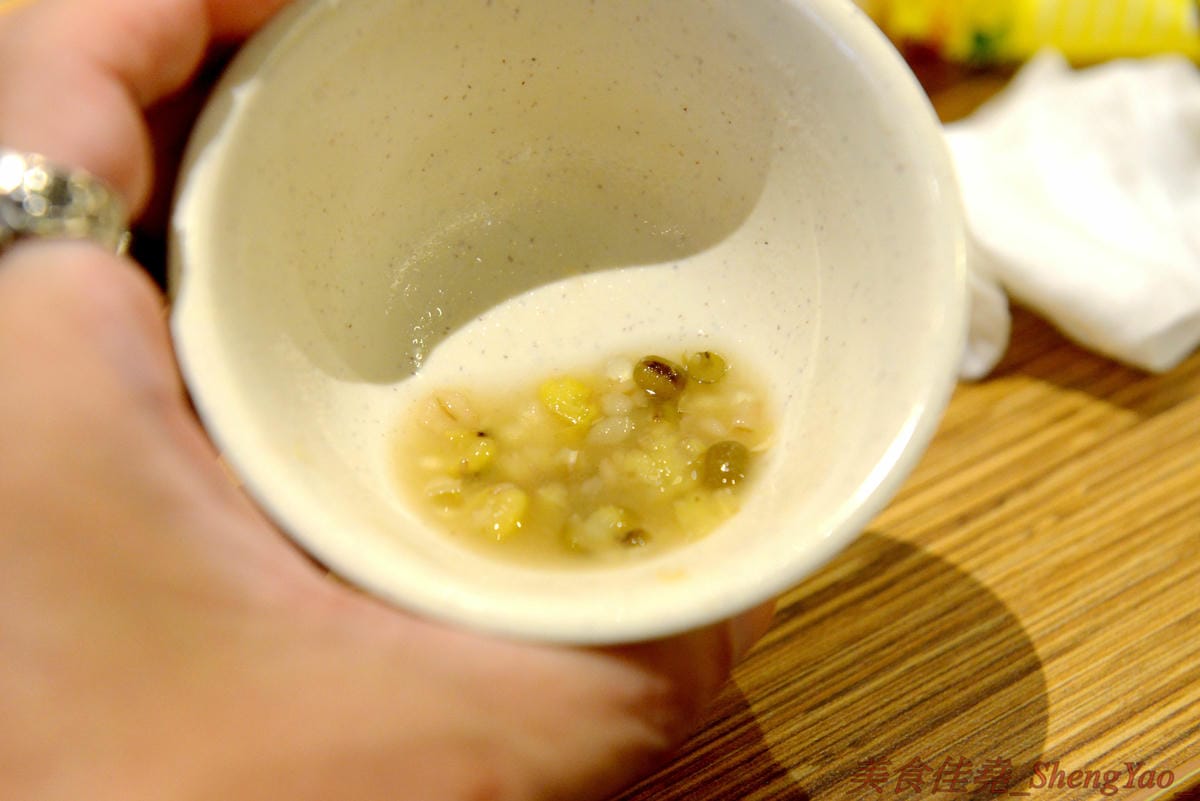 [台中梧棲]鍋全 日式涮涮鍋 – 梧棲新開幕的平價日式涮涮鍋,食材新鮮,價格平實,份量充足,飲料、冰品也是無限供應,6/9以前慶祝開幕消費全面85折。