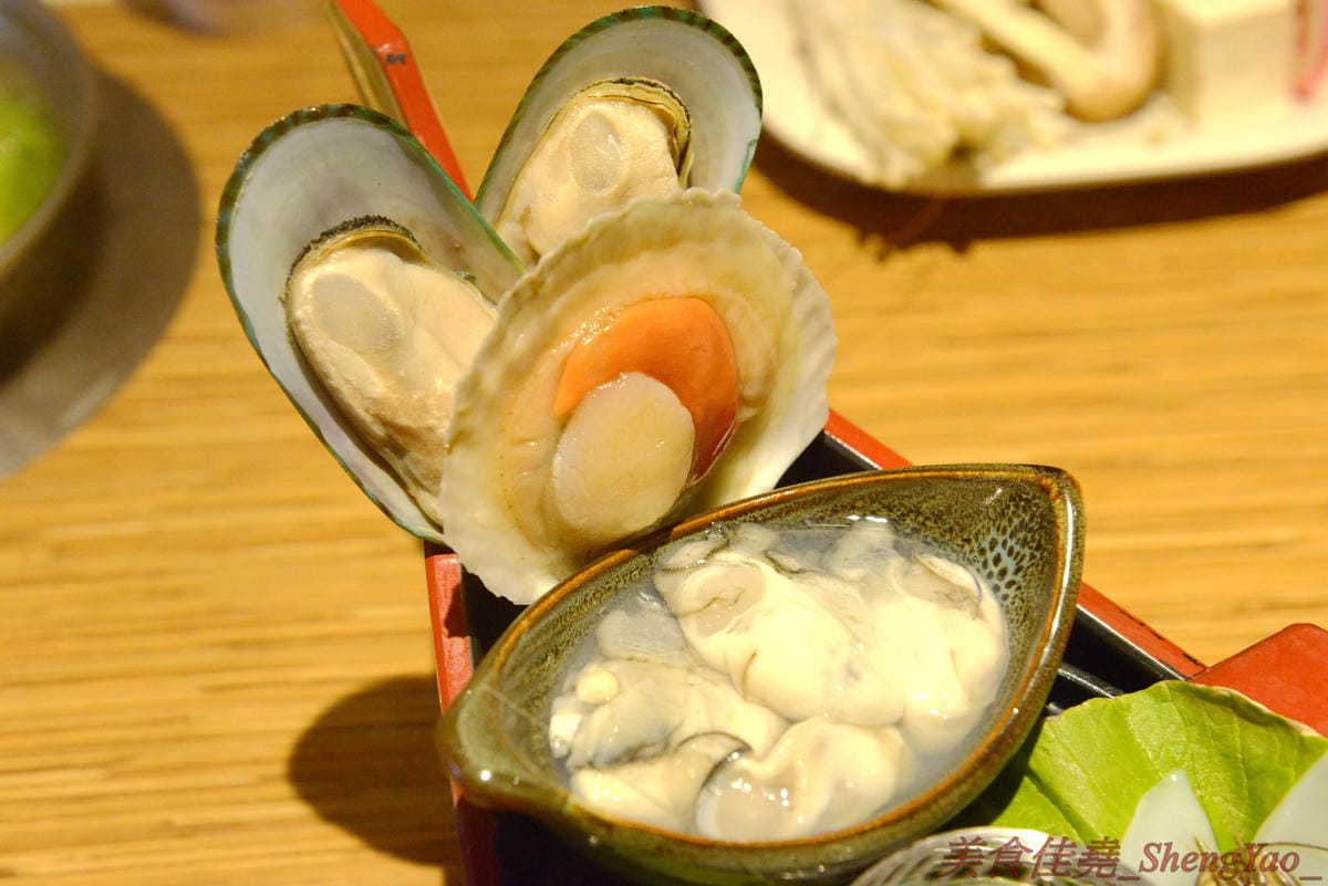 [台中梧棲]鍋全 日式涮涮鍋 – 梧棲新開幕的平價日式涮涮鍋,食材新鮮,價格平實,份量充足,飲料、冰品也是無限供應,6/9以前慶祝開幕消費全面85折。