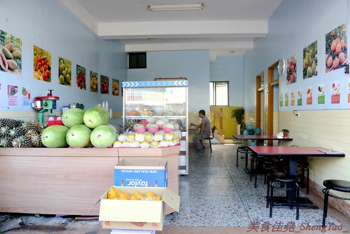 [台中梧棲]良的店 & 阿珠現打果汁 – 海線梧棲兩家好吃冰店,大推招牌芒果冰,芒果份量多,甜度又甜,價格便宜又大碗。(良的店已歇業)