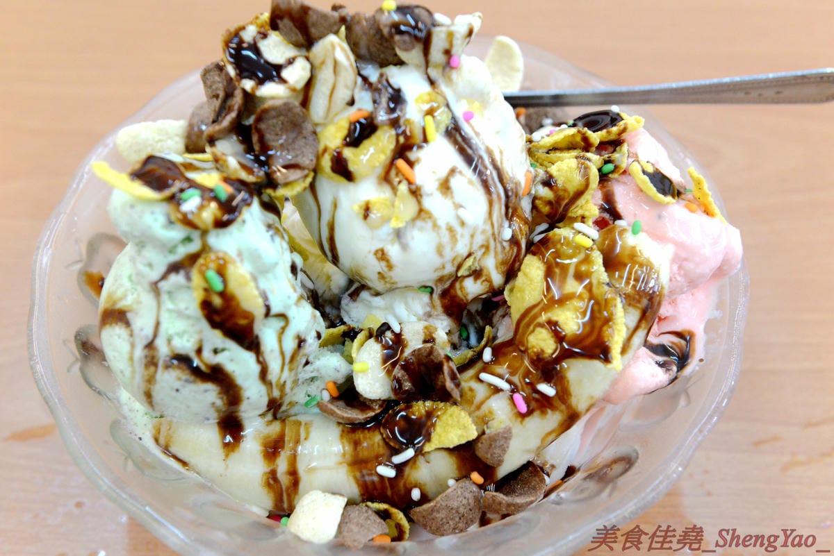 [台中梧棲]良的店 & 阿珠現打果汁 – 海線梧棲兩家好吃冰店,大推招牌芒果冰,芒果份量多,甜度又甜,價格便宜又大碗。(良的店已歇業)