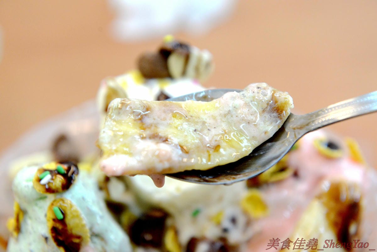 [台中梧棲]良的店 & 阿珠現打果汁 – 海線梧棲兩家好吃冰店,大推招牌芒果冰,芒果份量多,甜度又甜,價格便宜又大碗。(良的店已歇業)