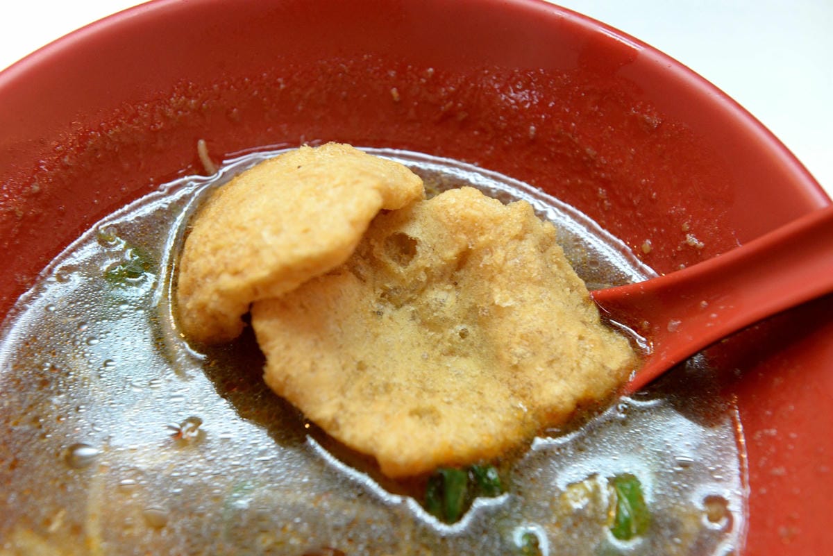 [基隆仁愛]林家祖傳沙茶魷魚羹 & 福記小吃 – “仁愛市場”美食名攤,祖傳湯頭的沙茶魷魚羹 & 美食節目推薦的炒飯。