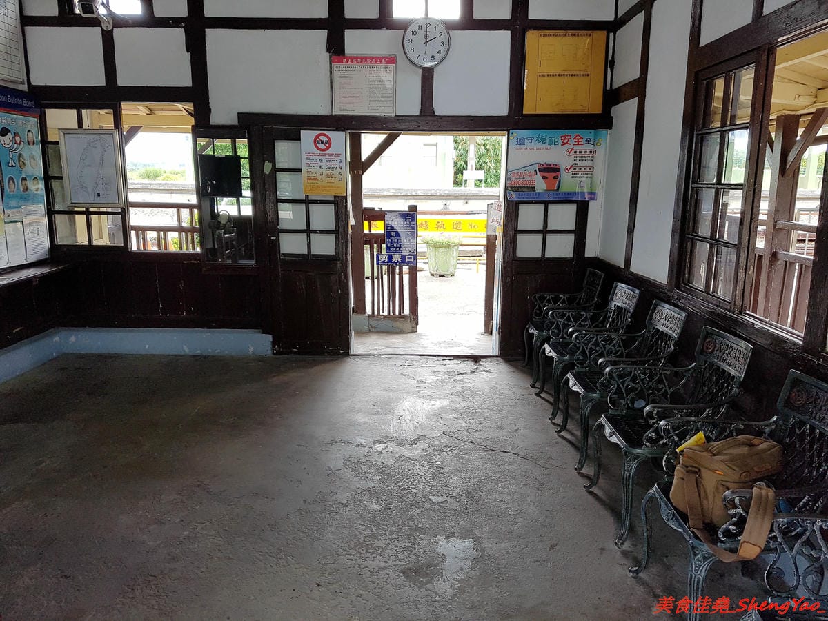 [台中大甲]豚將拉麵大甲日南店 – 大甲日南新開的高C/P值平價拉麵店,拉麵最便宜只要55元,湯頭水準不差,平日還可享有無限次加麵,位在日南火車站附近,吃完還可以逛古蹟日南車站、走走九張犁散