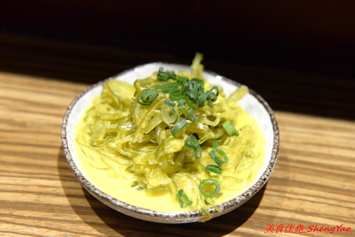 [台中大甲]豚將拉麵大甲日南店 – 大甲日南新開的高C/P值平價拉麵店,拉麵最便宜只要55元,湯頭水準不差,平日還可享有無限次加麵,位在日南火車站附近,吃完還可以逛古蹟日南車站、走走九張犁散