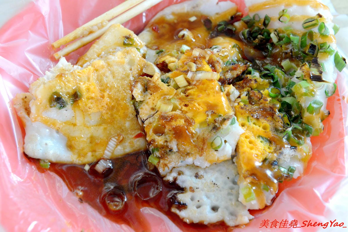 [台中清水]冠昇早點 – 清水34年歷史的中式早餐店,罕見的米漿糊手工蛋餅好滑嫩,店家自製肉粽35元餡料爆多,早上8點以後幾乎就賣光了。