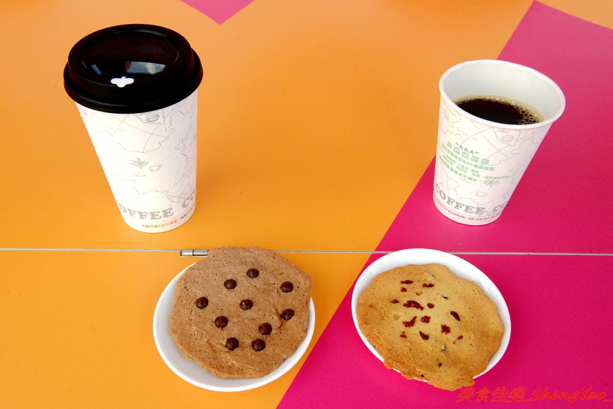[台中清水]PD COFFEE 胖弟咖啡 – 懷抱夢想的行動咖啡車,有義式也有手沖,茶類使用台灣在地茶葉,紅茶和青茶可續杯,位在高美濕地上,邊喝邊看夕陽感覺很棒。(已歇業)