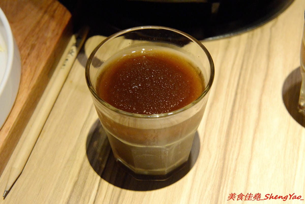 [台中沙鹿]十二段鍋物 – 彰化開上來的精緻鍋物餐廳,迷你版”輕井澤”,店內氣氛佳,用餐不限時間,東西還不錯吃,食材新鮮,價位也不會太貴,目前消費後填問券調查表就有送85折優待券一張。