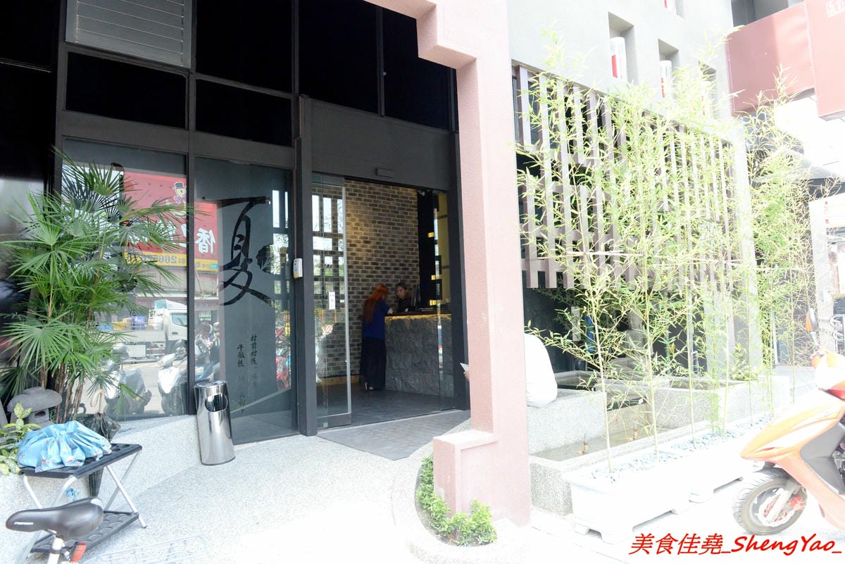 [台中沙鹿]十二段鍋物 – 彰化開上來的精緻鍋物餐廳,迷你版”輕井澤”,店內氣氛佳,用餐不限時間,東西還不錯吃,食材新鮮,價位也不會太貴,目前消費後填問券調查表就有送85折優待券一張。