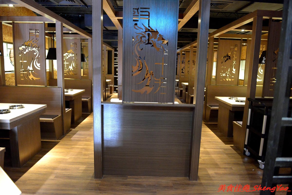 [台中沙鹿]十二段鍋物 – 彰化開上來的精緻鍋物餐廳,迷你版”輕井澤”,店內氣氛佳,用餐不限時間,東西還不錯吃,食材新鮮,價位也不會太貴,目前消費後填問券調查表就有送85折優待券一張。