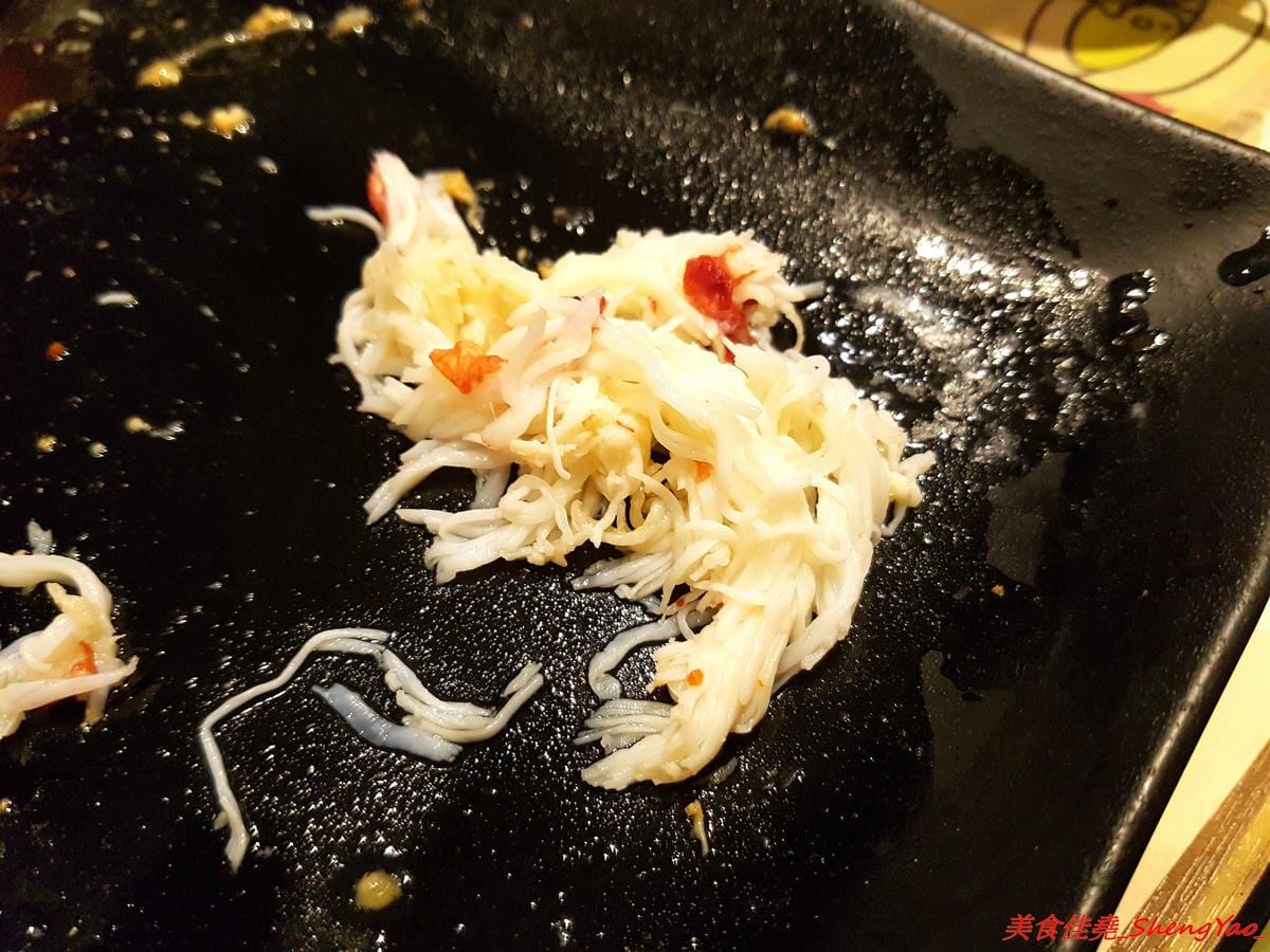 [基隆中正]魯山人和風壽喜鍋物 – 基隆好吃的壽喜燒鍋物吃到飽,海鮮食材新鮮、肉類品質不錯,自助吧東西豐富,相對價位合理,晚上還可以看夜景,聚餐好地方。(已歇業)