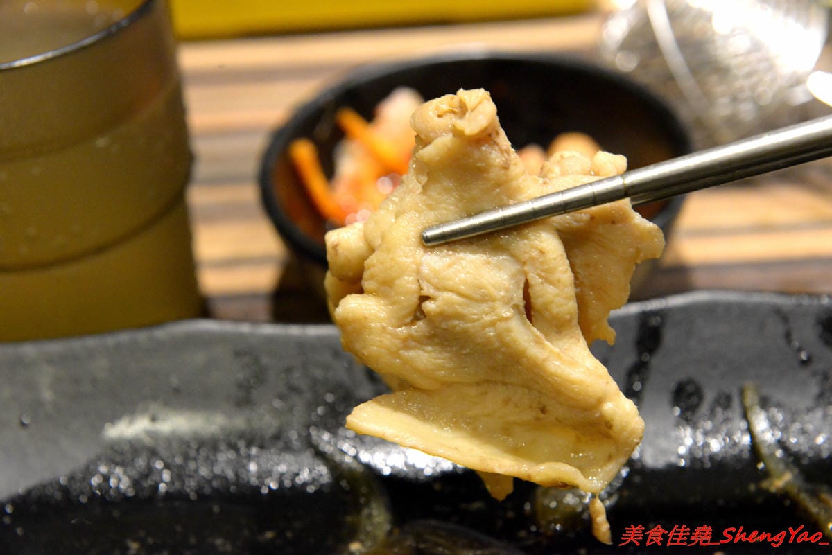 [基隆中正]魯山人和風壽喜鍋物 – 基隆好吃的壽喜燒鍋物吃到飽,海鮮食材新鮮、肉類品質不錯,自助吧東西豐富,相對價位合理,晚上還可以看夜景,聚餐好地方。(已歇業)