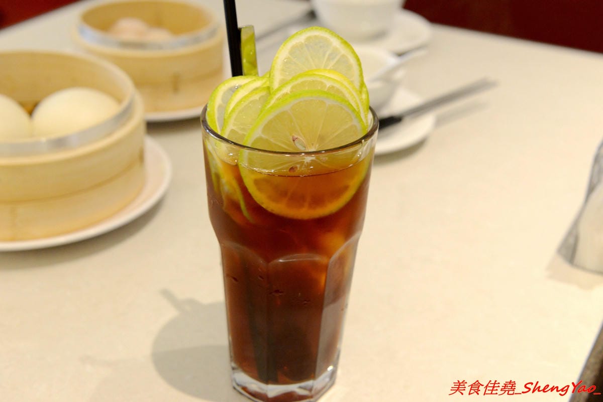 [台中西屯]銅鑼灣文記港式餐廳 – 台中又一新開幕的港式餐廳,師傅是香港人,餐點口味道地且還不錯吃,價位相當親民,位在老虎城附近,吃完剛好可以看電影。
