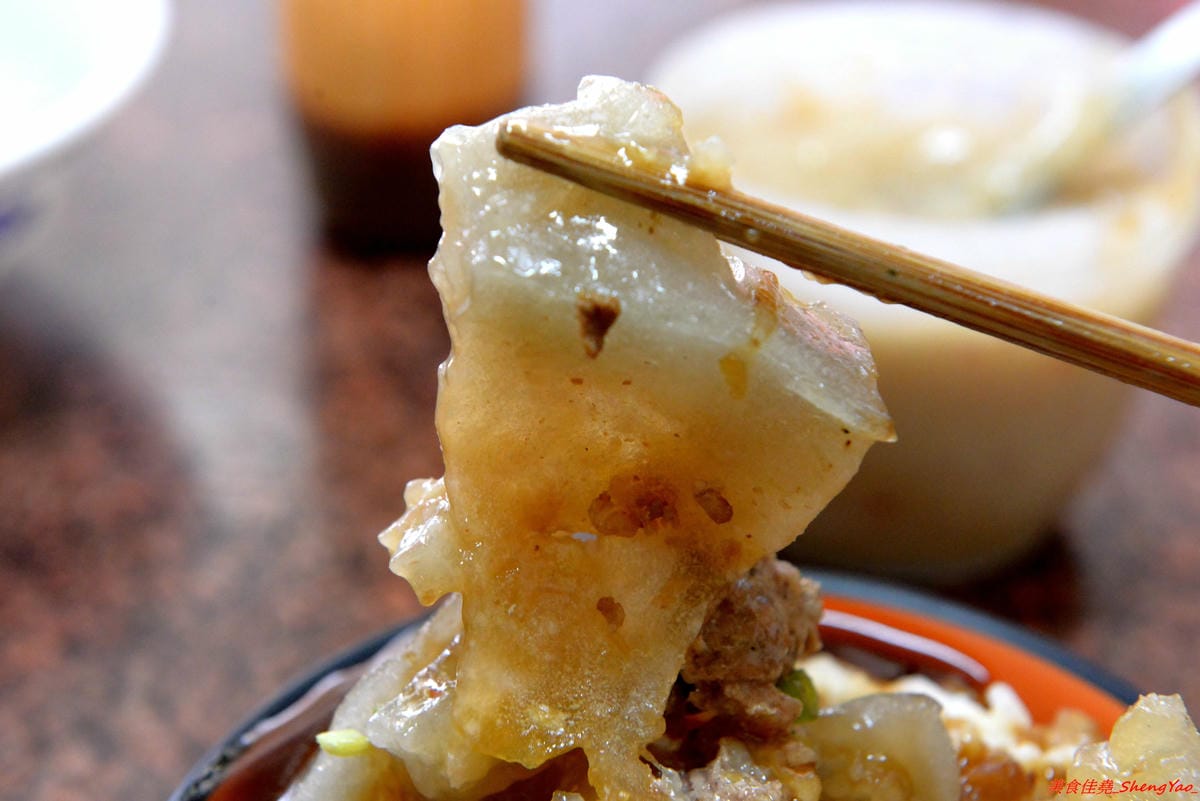 [台中梧棲]大庄肉圓 – 梧棲區公所旁40多年歷史的肉圓老店,口味和沙鹿肉圓不太相同,外皮不油、醬料對味,新推出肉圓蓋飯、肉圓蓋麵。