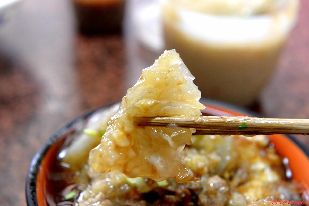 [台中梧棲]大庄肉圓 – 梧棲區公所旁40多年歷史的肉圓老店,口味和沙鹿肉圓不太相同,外皮不油、醬料對味,新推出肉圓蓋飯、肉圓蓋麵。