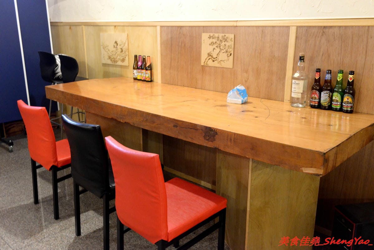 [台中沙鹿]KP CAFE 咖啡專門店 – 沙鹿超奇特的居家式咖啡店,有看過咖啡店放桌球檯的嗎 ?? 咖啡非常有水準,大推卡布奇諾,喝一口就會讓人愛上的迷人味道。(已歇業)