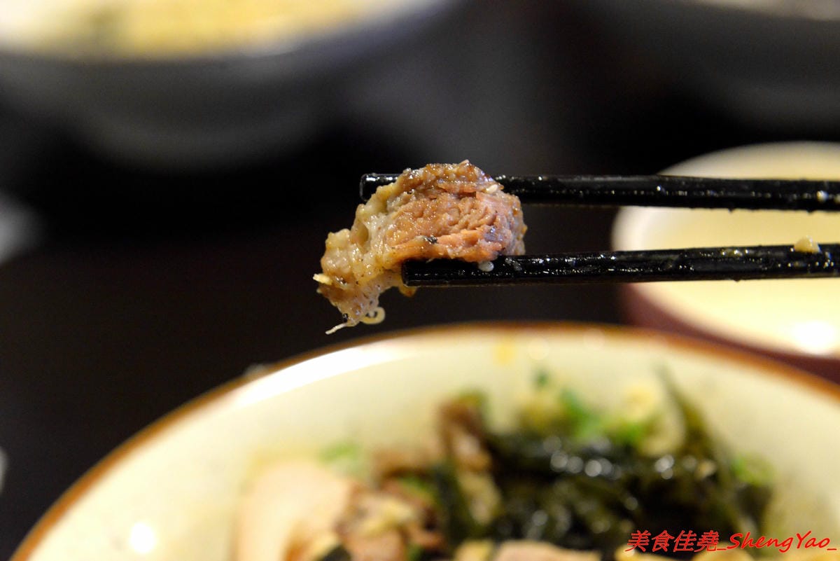 [台中大甲]九尾拉麵 – 大甲最好吃,應該也是台中海線最好吃的拉麵,費時熬煮的湯頭濃稠夠味,麵條和配料也都相當用心,店家營業時間有比較固定了,不再那麼傳說、可遇而不可求了。(已歇業)