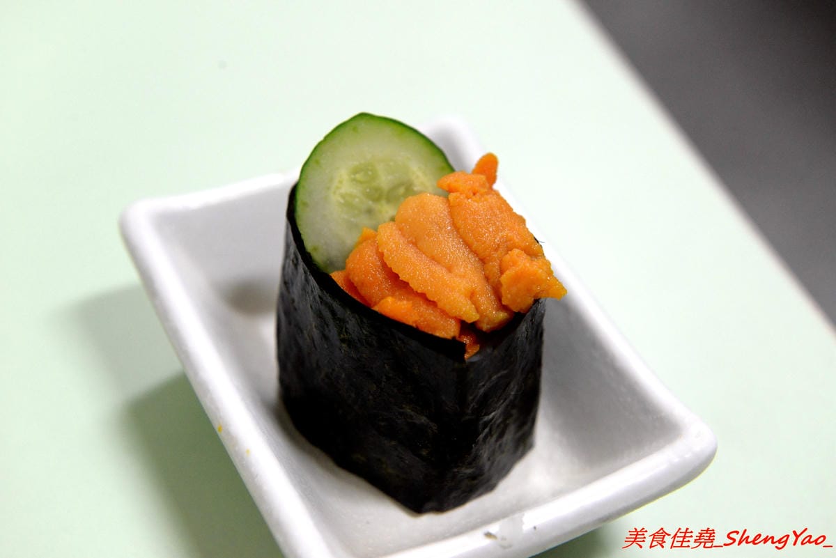 [台中清水]鮨二壽司屋 – 清水第二家生魚片、壽司專賣店,生魚片和壽司都可以客製化,魚肉食材頗新鮮,價格超便宜,C/P值非常高,店家生意很好,外帶建議先打電話預訂。(已歇業)