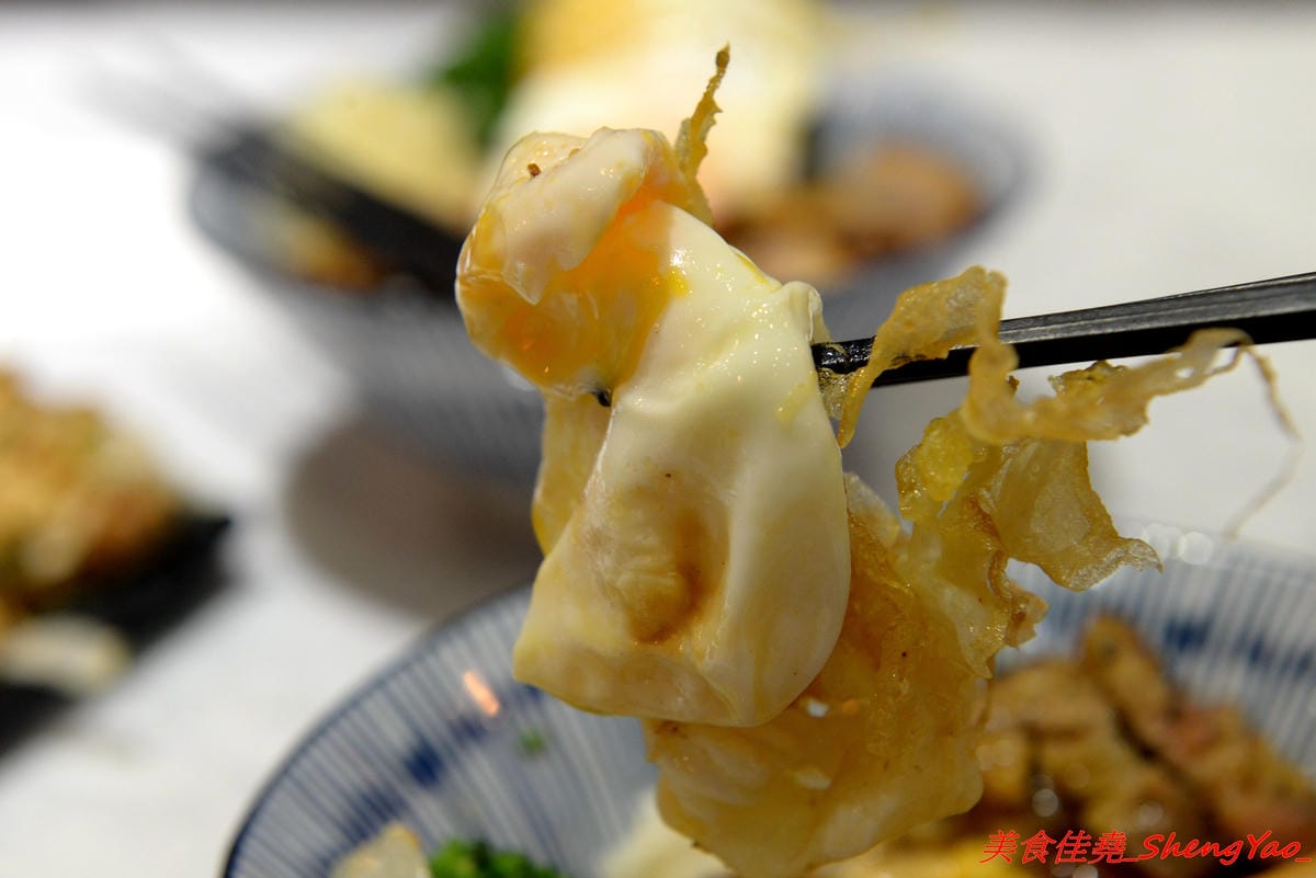 [台中西區]燒肉丼販 公益店 – 台北知名燒肉丼飯專賣店來台中開分店了,丼飯表現不俗,日式販賣機點餐頗有趣,店內有提供免費汽水、可樂無限暢飲,價位不算貴,還比台北旗艦店整個便宜20元。(已