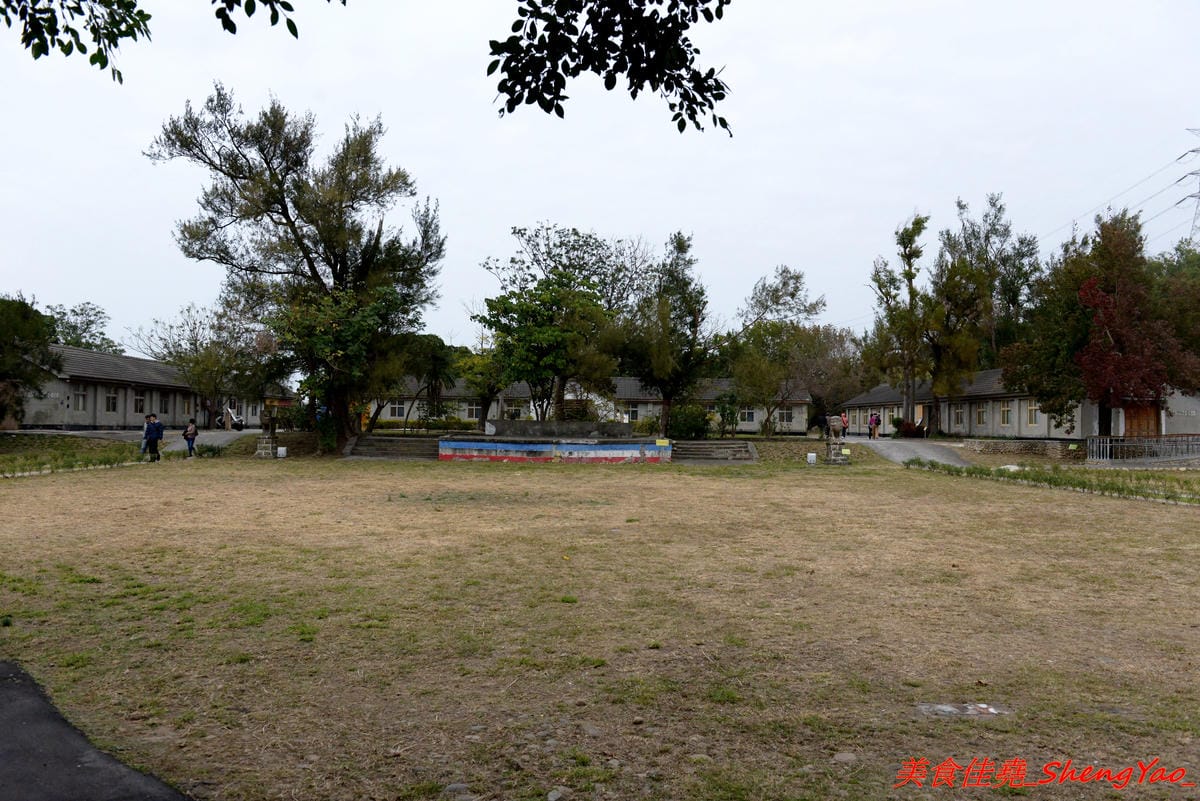 [台中清水]山步館 – 牛罵頭遺址文化園區內新開的文創複合式咖啡店,咖啡不錯,烤餅好吃推薦必點,裏頭有不少清水文化相關介紹,園區內還有史前文化石器展覽,非常適合假日一家大小前來。