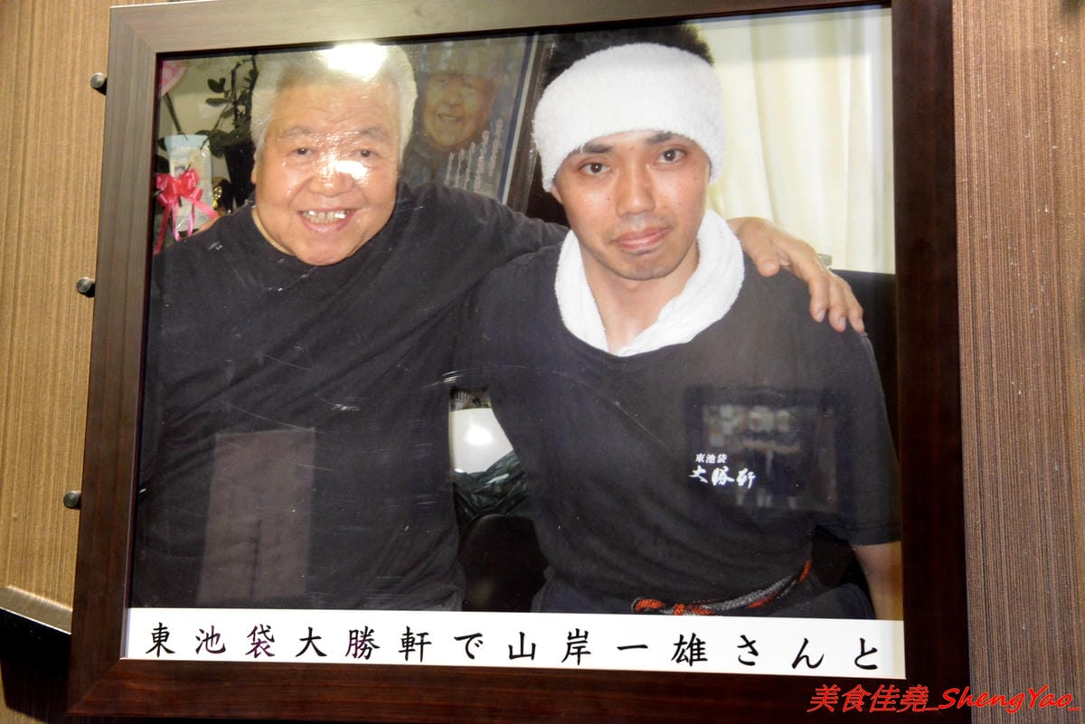 [台中西區]麵屋 零 – 日本人開的拉麵店,老闆來自日本池袋知名拉麵店”大勝軒”,在台灣先後在鷹流拉麵和麵屋輝擔任拉麵師傅,拉麵湯頭好喝有記憶度,叉燒大塊好吃,2/10-2/12試賣,2/13正式開幕。