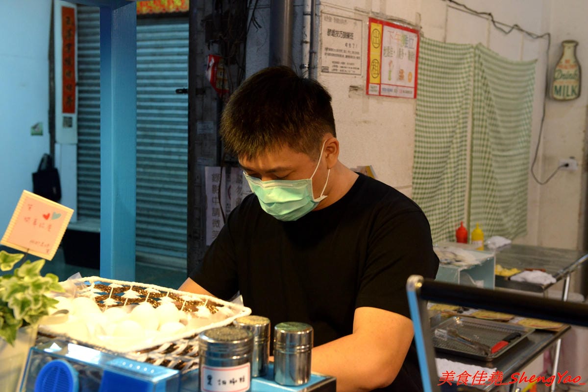 [台中沙鹿]21號三明治 – 沙鹿菜市場內新開張的義式熱壓三明治(帕尼尼)小攤,內餡豐富實在,鹹口味和甜口味都很有特色,好吃推薦,下午茶的新選擇。