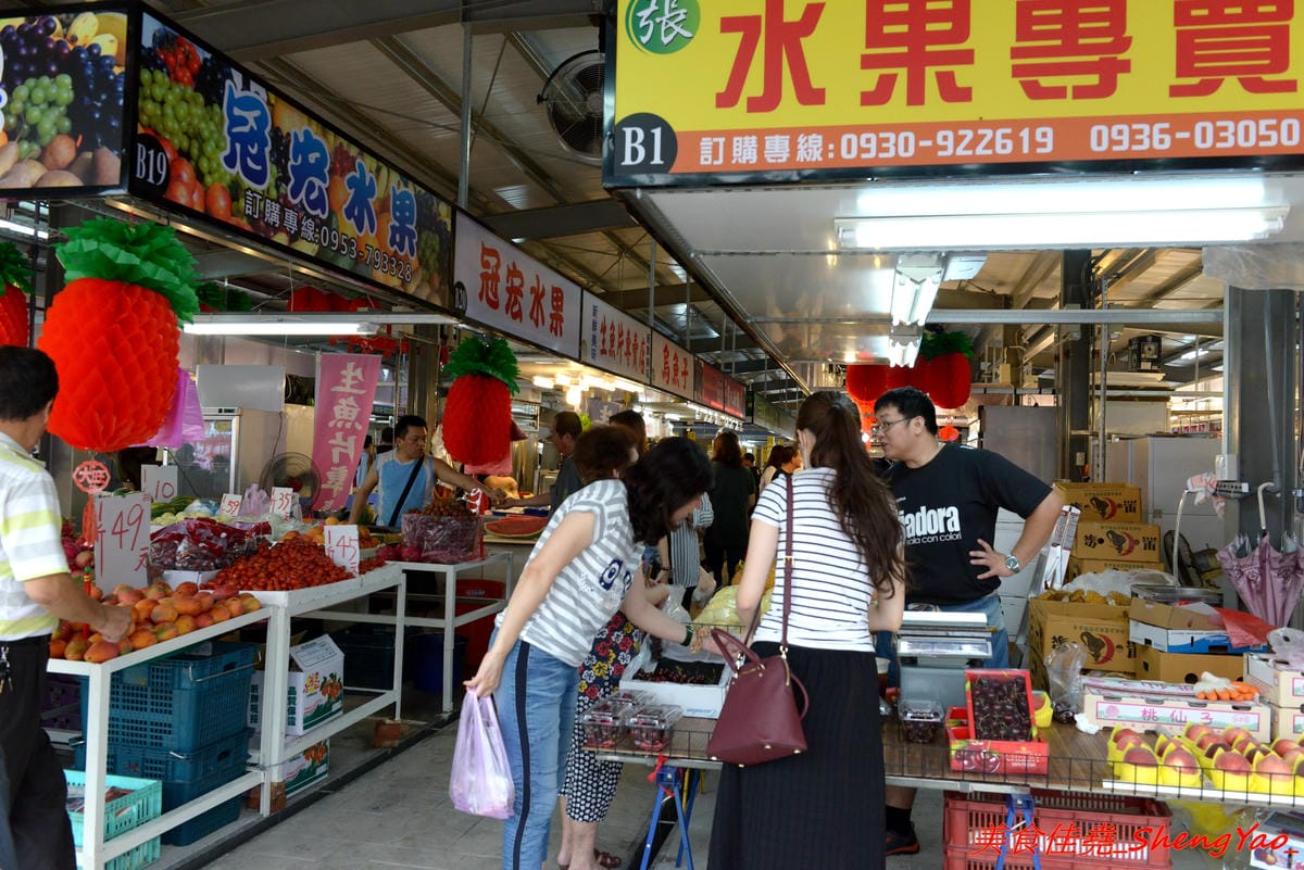 [台中沙鹿]福安黃昏市場 – 新開幕黃昏市場,號稱佔地千坪應該是台中海線目前最大的黃昏市場,攤子還不少,有些是之前沒看過的,大推咖啡麵包好好吃。開幕期間打卡送霜淇淋或爆米花,消費滿百