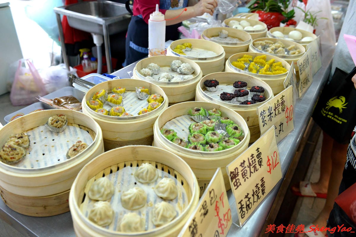 [台中沙鹿]福安黃昏市場 – 新開幕黃昏市場,號稱佔地千坪應該是台中海線目前最大的黃昏市場,攤子還不少,有些是之前沒看過的,大推咖啡麵包好好吃。開幕期間打卡送霜淇淋或爆米花,消費滿百
