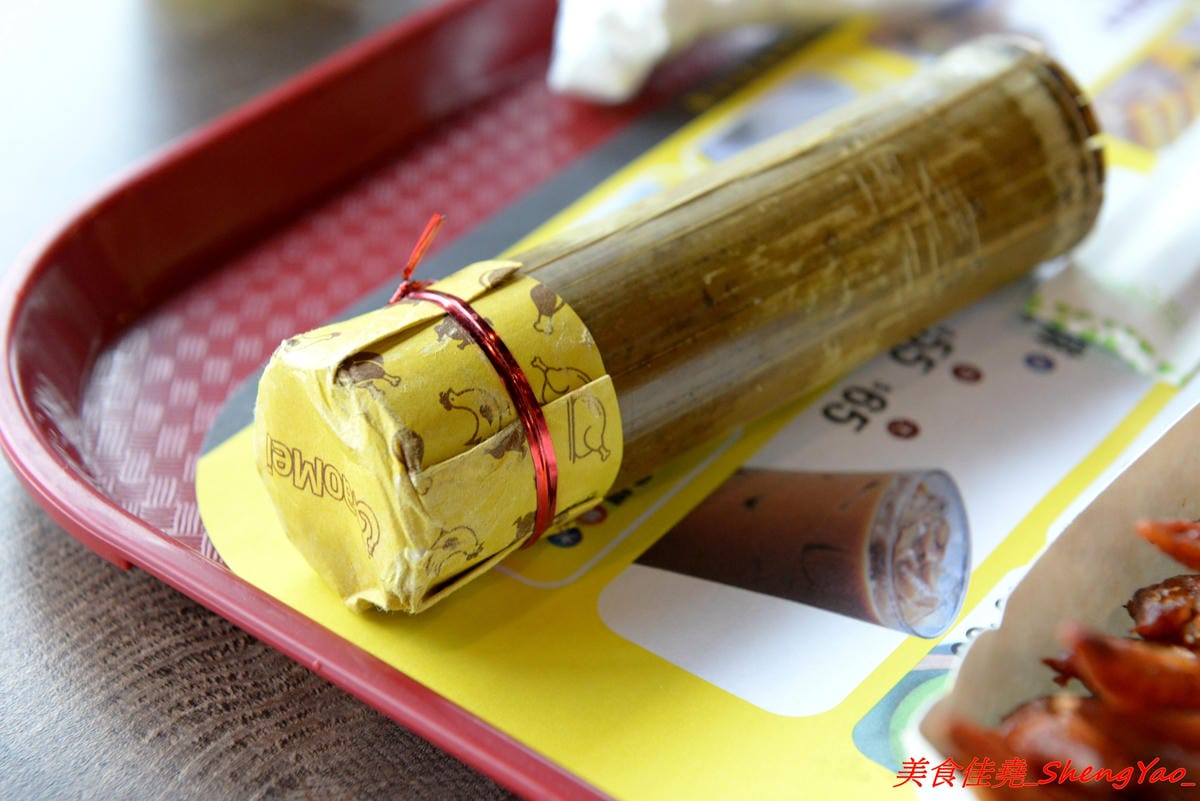 [台中清水]高美Gaomei台灣專業手扒雞 – 台中海線第一家手扒雞專賣店,高美濕地新美食地標,手扒雞好好吃,外皮油香、肉嫩夠味、肉汁飽滿,開幕期間打卡有送店家手做布丁。
