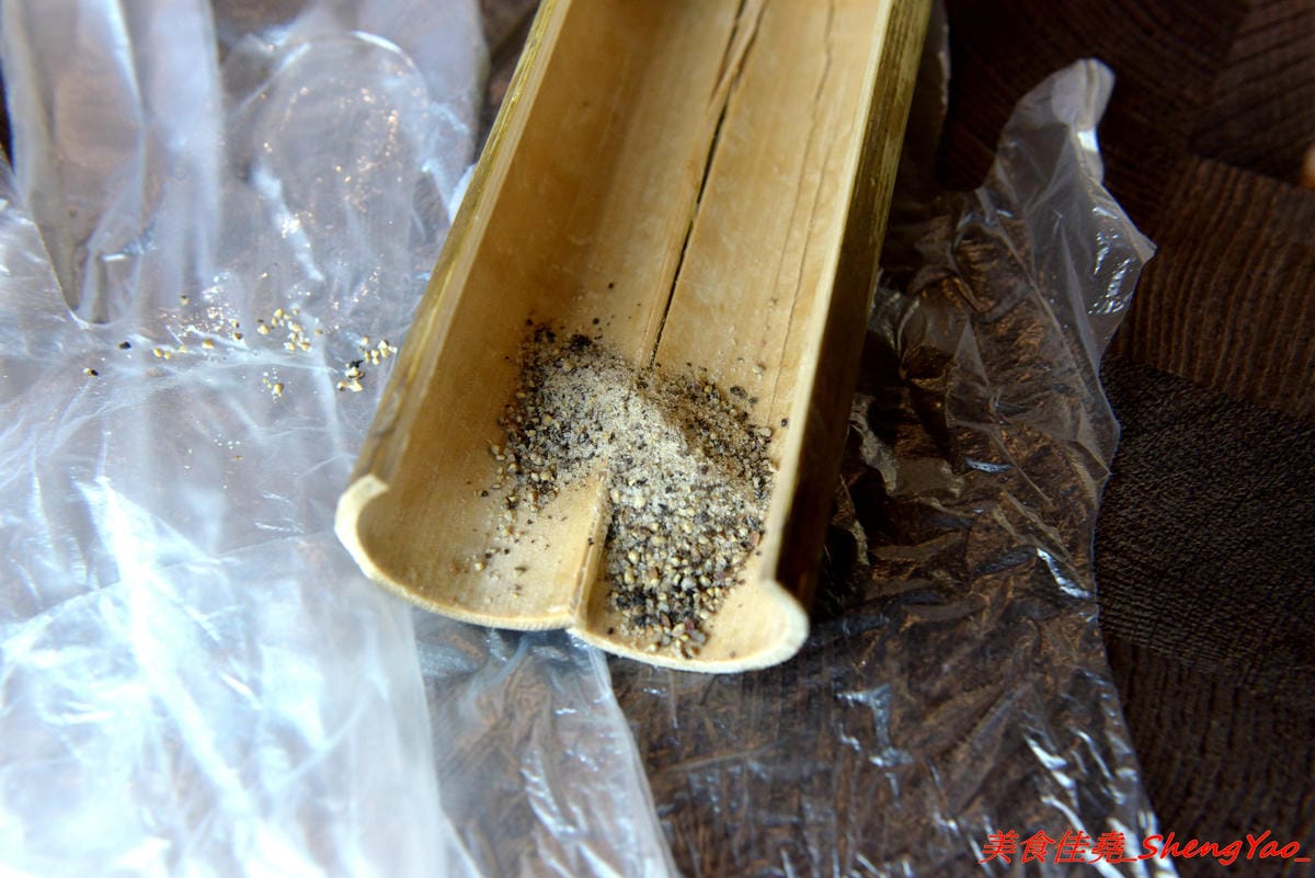 [台中清水]高美Gaomei台灣專業手扒雞 – 台中海線第一家手扒雞專賣店,高美濕地新美食地標,手扒雞好好吃,外皮油香、肉嫩夠味、肉汁飽滿,開幕期間打卡有送店家手做布丁。