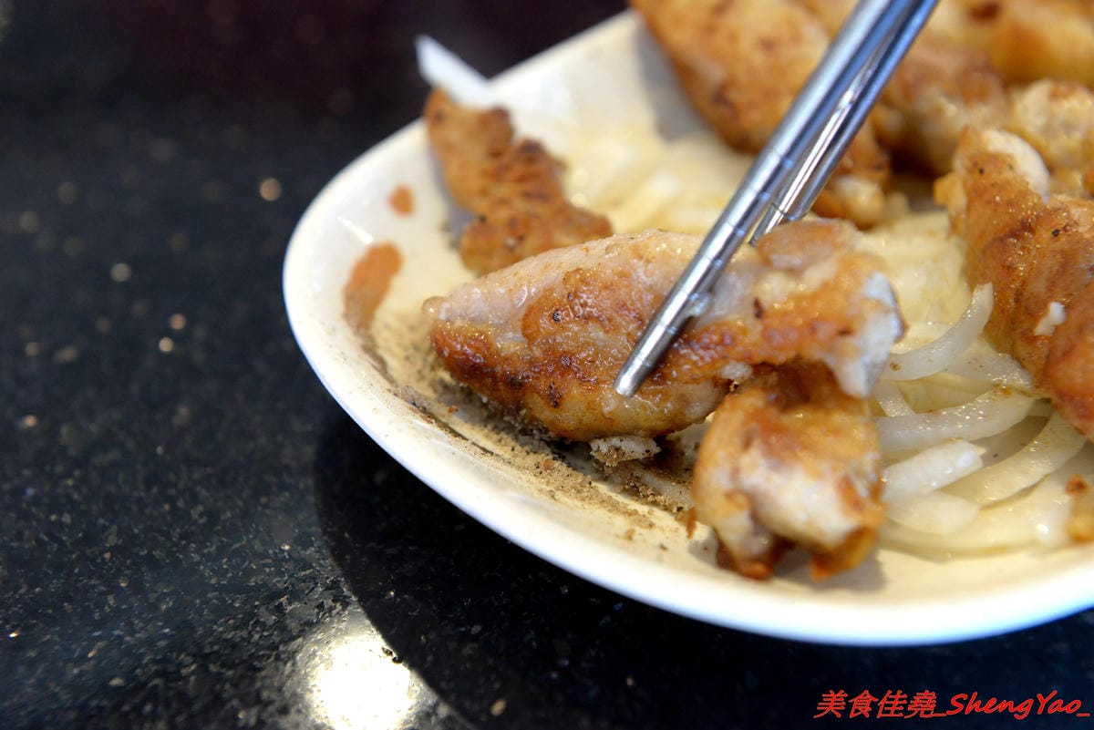 [台中沙鹿]漢林鐵板燒 – 知名鐵板燒連鎖店沙鹿分店,平實價位,份量充足,口味還不錯,從炒青菜到主菜都很夠味下飯,用餐環境舒適,排煙通風良好,吃完身上不會有很濃的油煙味。