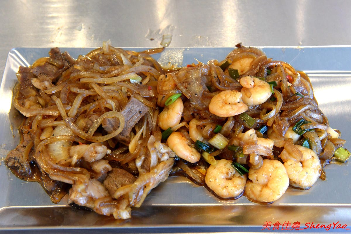 [台中沙鹿]漢林鐵板燒 – 知名鐵板燒連鎖店沙鹿分店,平實價位,份量充足,口味還不錯,從炒青菜到主菜都很夠味下飯,用餐環境舒適,排煙通風良好,吃完身上不會有很濃的油煙味。
