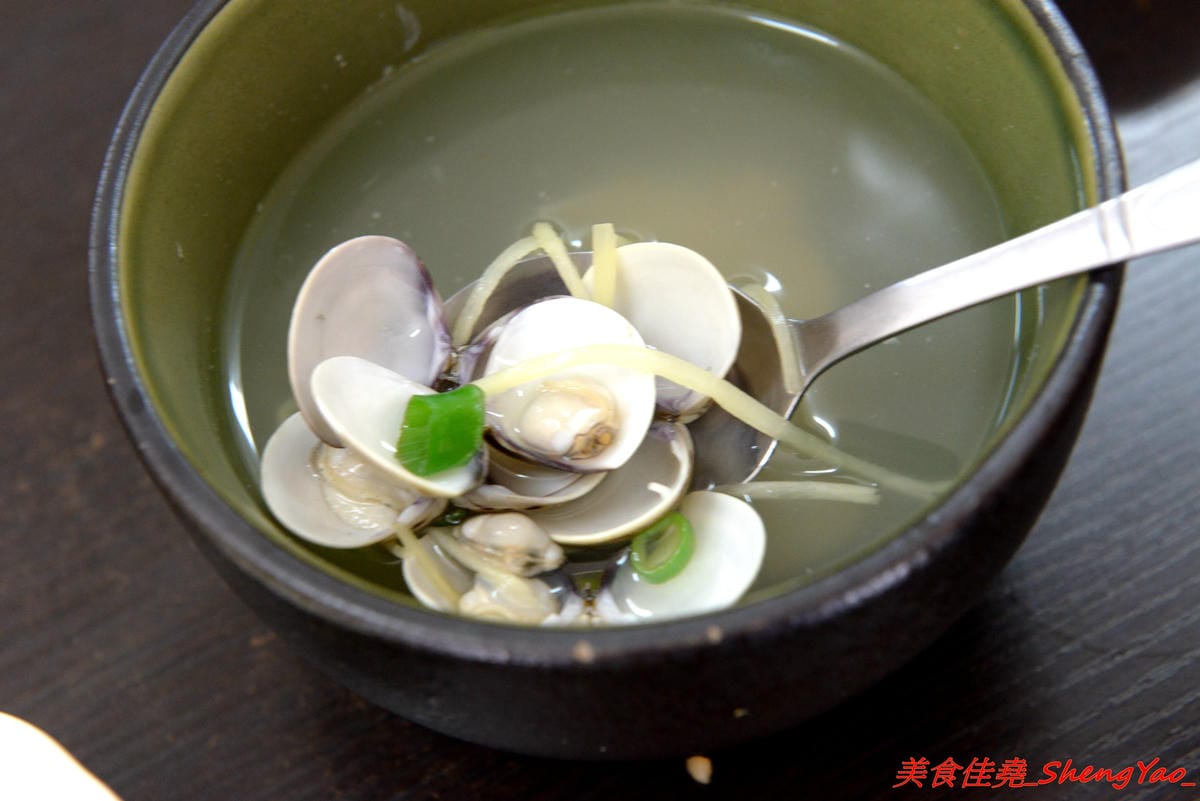 [台中沙鹿]鮮饌香精緻炒飯專賣店 二訪 – 沙鹿平價炒飯專賣店,炒飯口味多達三十種以上,另外也有賣麵食點心炒麵燴飯蓋飯熱炒,選擇多樣化,加麵加飯一律不加價,滿200、300就有外送至沙鹿、梧棲